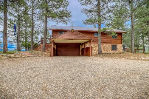 Home with incredible views perfect for large groups