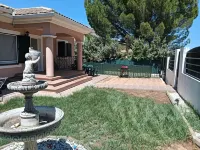 Aribela Luxury villa Monumento a Adelardo Covarsi附近的飯店