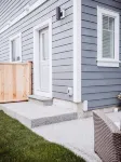 Quiet, above-garage suite in Royal Bay