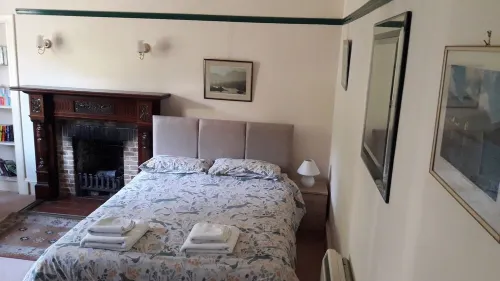 Self Catering Apartment with Unrivalled View over Town and Loch - balcony