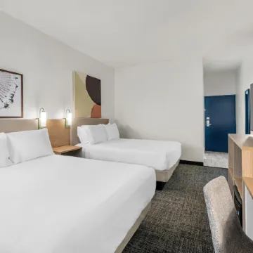Spark by Hilton Lexington Hamburg