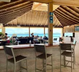 The Lost Crab at Sapphire - End Unit. Newly  Renovated. Easy Access to Beach