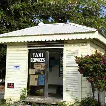 The Lost Crab at Sapphire - End Unit. Newly  Renovated. Easy Access to Beach Hotel Exterior