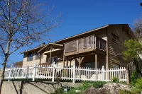 Just Blocks To Downtown & A Short Drive To Breathtaking Wineries!