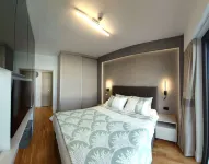 Diamond Residences 10th fl. Lux Apt. w/ City view and Free Parking