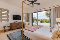 Diamante Golf Villa on Oasis Course Four bedroom home with full-time housekeeper