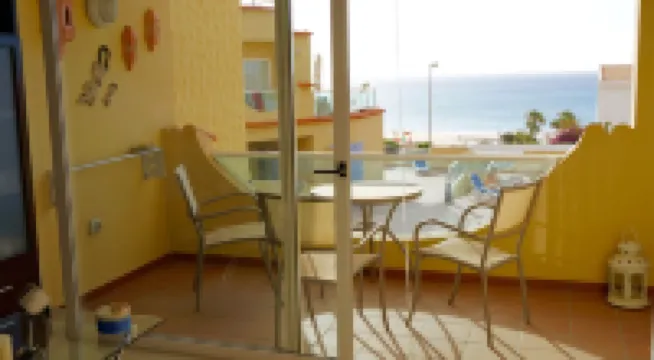 2 room apartment, 50 meter from the beach, common pool
