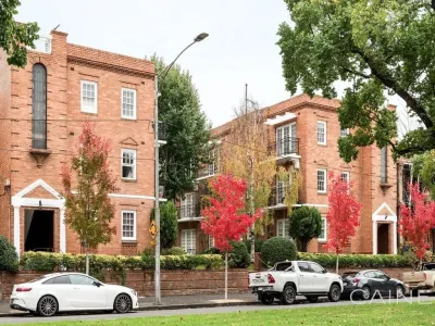 East Melbourne -MCG,Rod Laver/John Cain Arena, walk- gorgeous ground floor appt