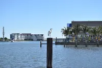 Bayside & Beyond-Sunset Bay Villa #105- Waterfront with Boat Slip