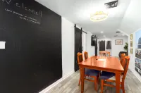 Big Modern Downtown BFLO House