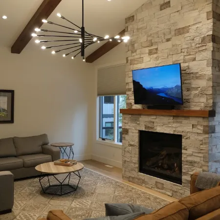 Fernie Escape Mountain Home on the Ski Hill