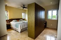 Beautiful 5-Room Villa w/Private Pool in Puerto Morelos — 5 min from the beach!