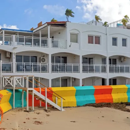Ocean View Studio in Maho, Beach Access