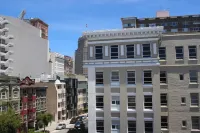 Amazing Large Central Modern Flat - Great for Work + Families