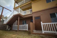 Cozy Studio Room with Private Entrance Buckley's Hotels in Basseterre
