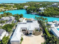 SEAFOAM CAY. New Luxury on the water with Gym. Swim, snorkel, sail, boat dock