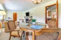 Home ~ 17 Mi to Detroit w/ Patio & Grill! - 3-Star
