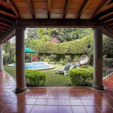 Family Home Pool & Jacuzzi in Cuernavaca