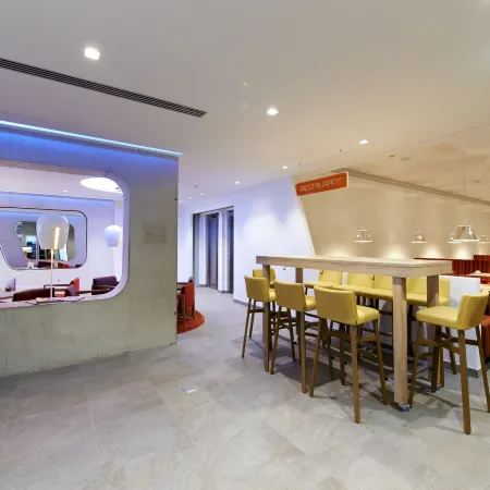 Simm's Hotel - Cityhotel Next to Metro U3 Отели рядом с достопримечательностью «Станция метро Oberlaa»