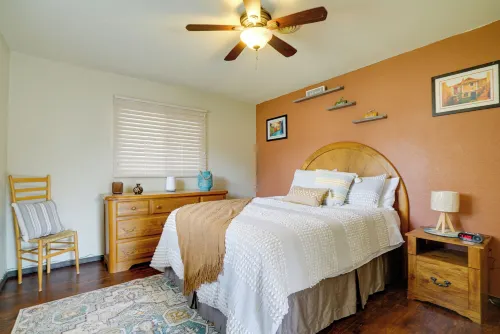 Chic Silver City Getaway w/ Patio + Gas Grill - parking