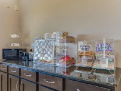 Executive Inn & Suites Cushing Hotels in Cushing