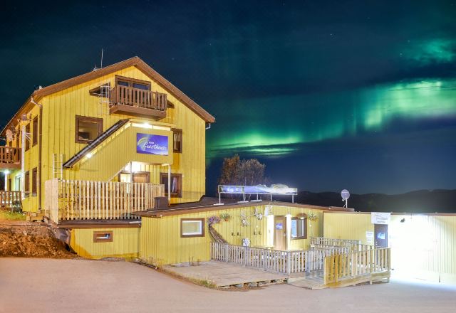 Abisko Guesthouse & Activities