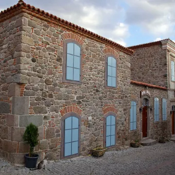 Hera Hotel