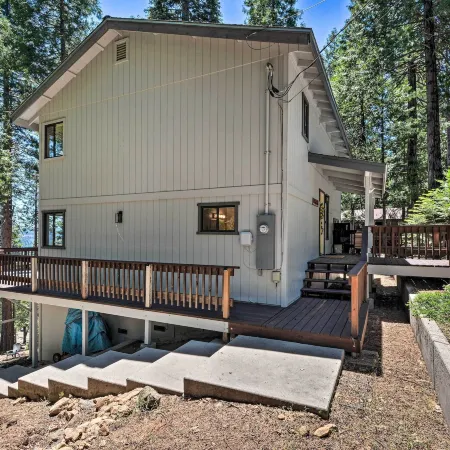 Hike, Fish, and Relax Family Arnold Cabin