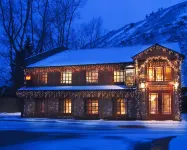 Inn on the Creek