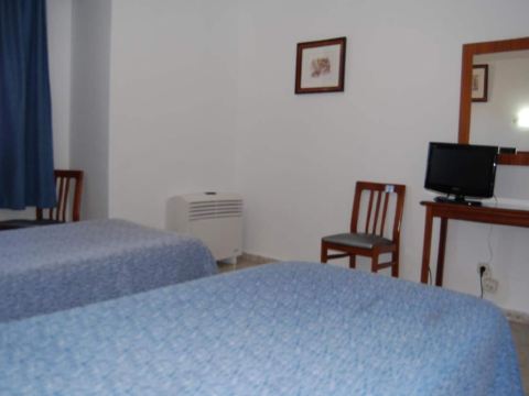 Hotel Marina Victoria