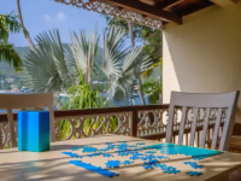 Gingerbread Suites - 3-Star