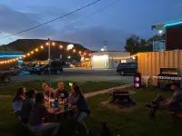 Two Rivers Inn Hotels in Thermopolis