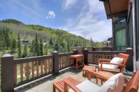 5Br Alpine Luxury Home with Private Hot Tub by RedAwning - Save 20% on 7+ Nights!