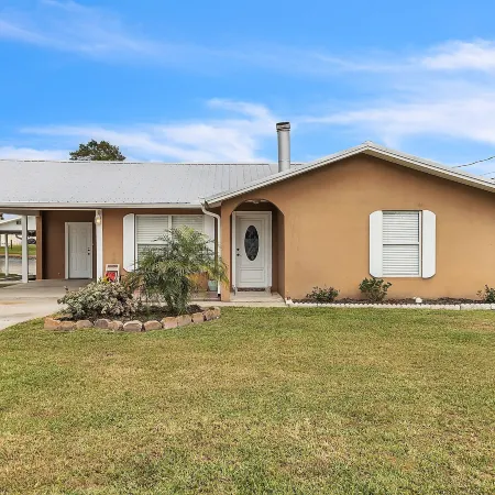 Cozy And Relaxing Fishing Retreat 3 Bedroom Home