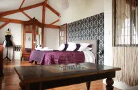 Logis Hotel Bellevue Restaurant la Pomme d'Or Hotels in Coucy-le-Chateau-Auffrique