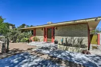 Vintage Las Vegas Oasis < 3 Mi to the Strip! - Bungalows