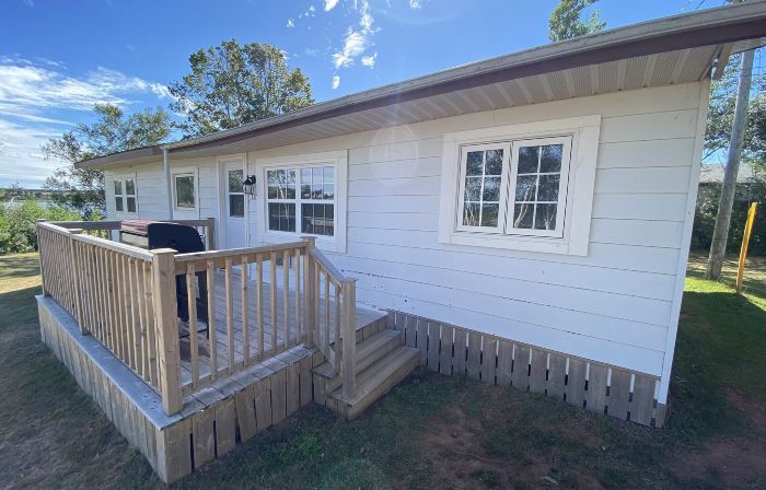 The Pines Motel and Cottages