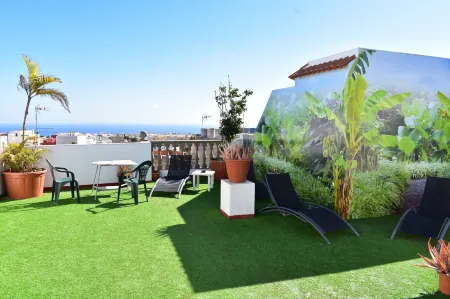 La Fonda Aeropuerto Отели в г. Комарка Эсте