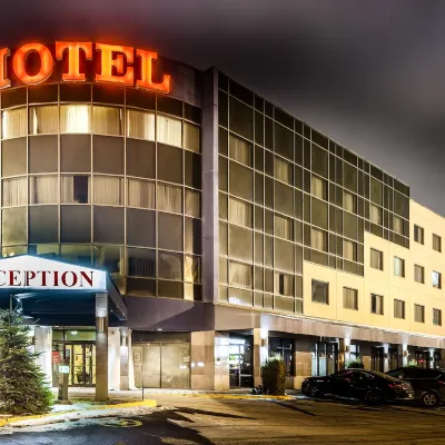 Hotel Ambassadeur et Suites Hotels near Maizerets
