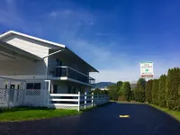 阿西韋斯特汽車旅館 Clearwater Library, Thompson-Nicola Regional Library附近的飯店