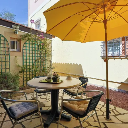 Logis Hotel l'Esterella