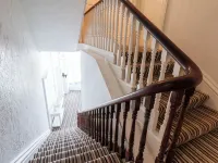 6 Beach View Beaconsfield House Hotels in Flamborough