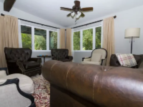 Hillside Colorado Cottages Near Westcliffe