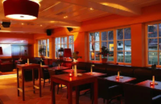 莫斯特瓦斯託客棧酒店 阿尼夫酒店