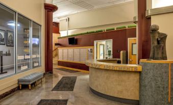 Contemporary 2Br 2BA Apartment by CozySuites