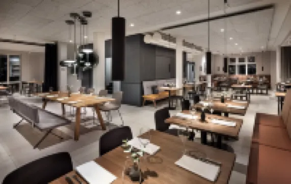 โดมิซิล ทือบิงเงิน โรงแรมในทือบิงเงิน