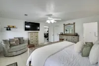 Lake Access Pet-Friendly Duplex in Hot Springs! Hôtels à : Hot Springs