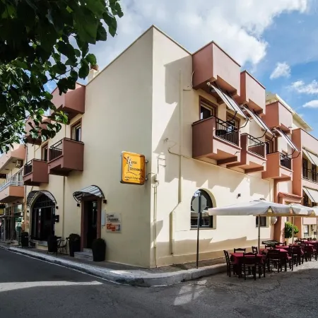 Polydoros Hotel Apartments