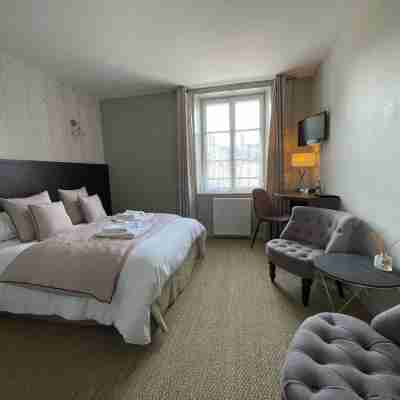 Restaurant - Hôtel - Caviste -Auberge du Chasseur Rooms