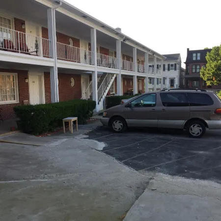 Motel Town House